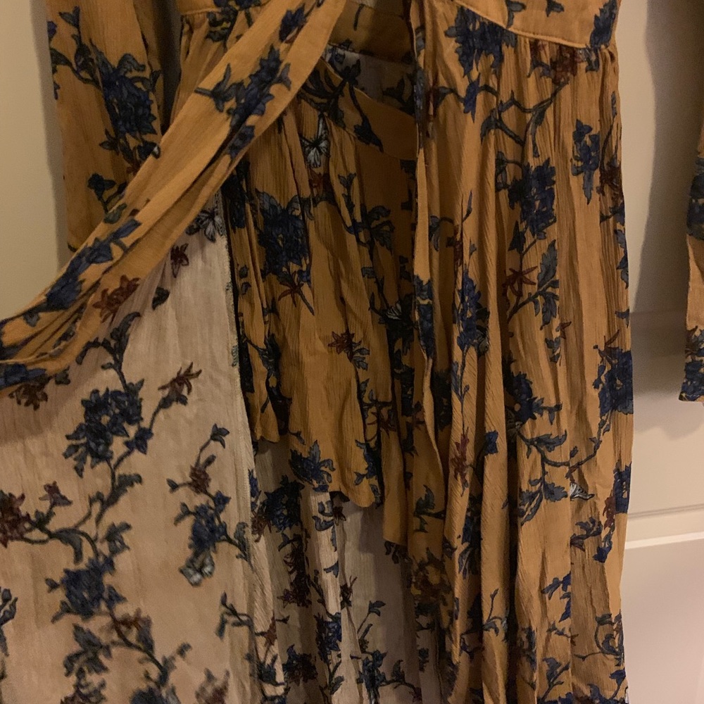 Floral Raxi - Picture 2 of 2